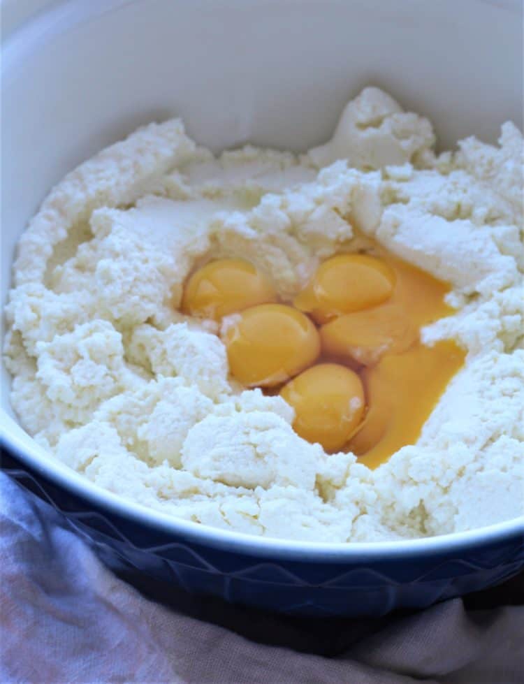ricotta and egg mixture for Easy No Crust Easter Pastiera