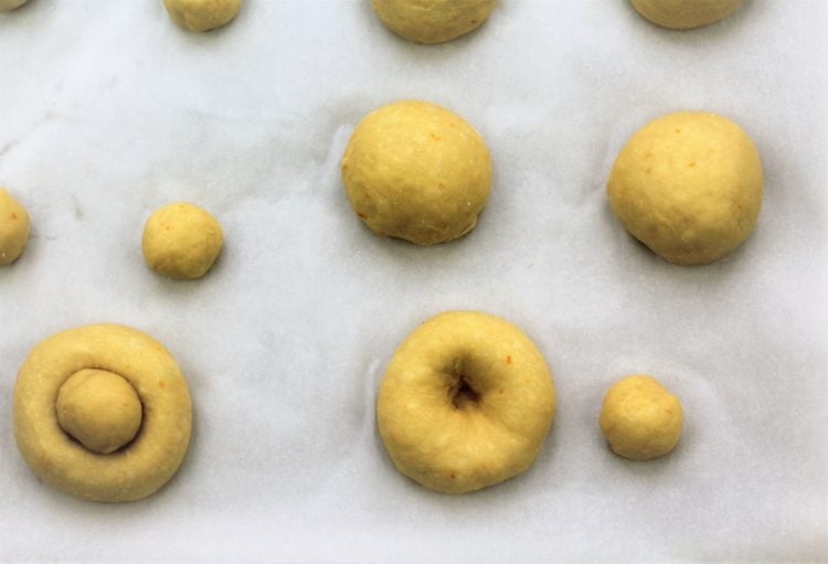 how to shape balls of dough into brioche