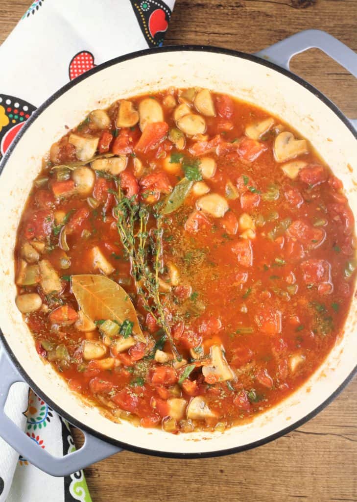 tomato vegetable sauce in large skillet 