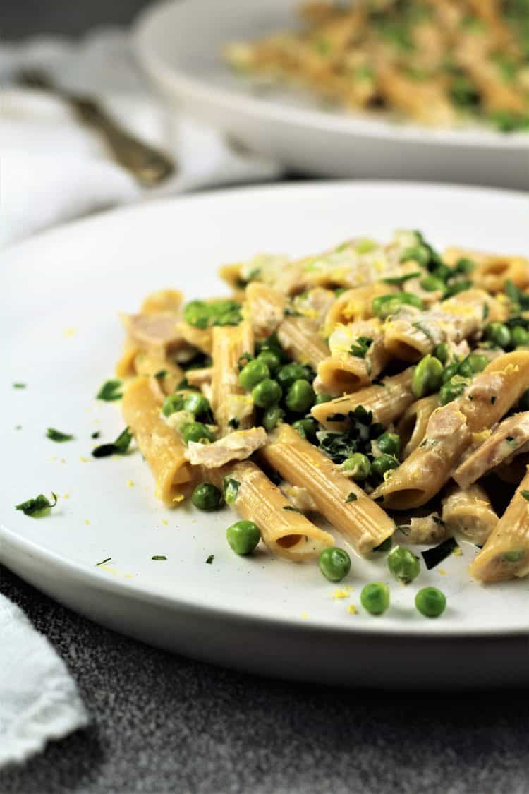 Pasta with Tuna and Peas in a Cream Sauce