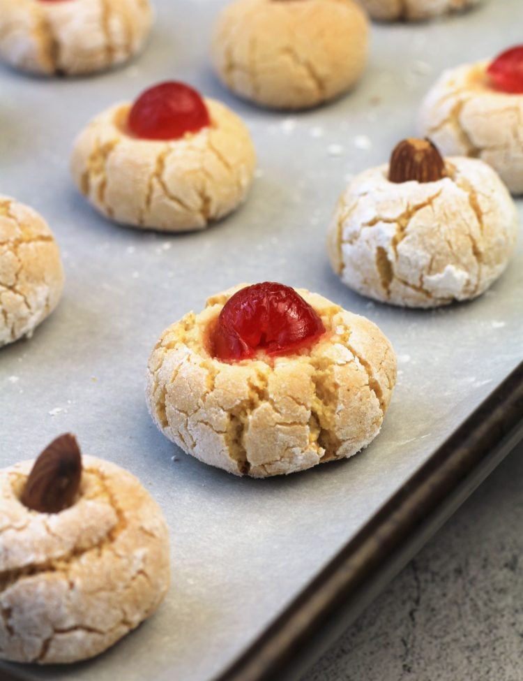 baked amaretti cookies on baking sheet 