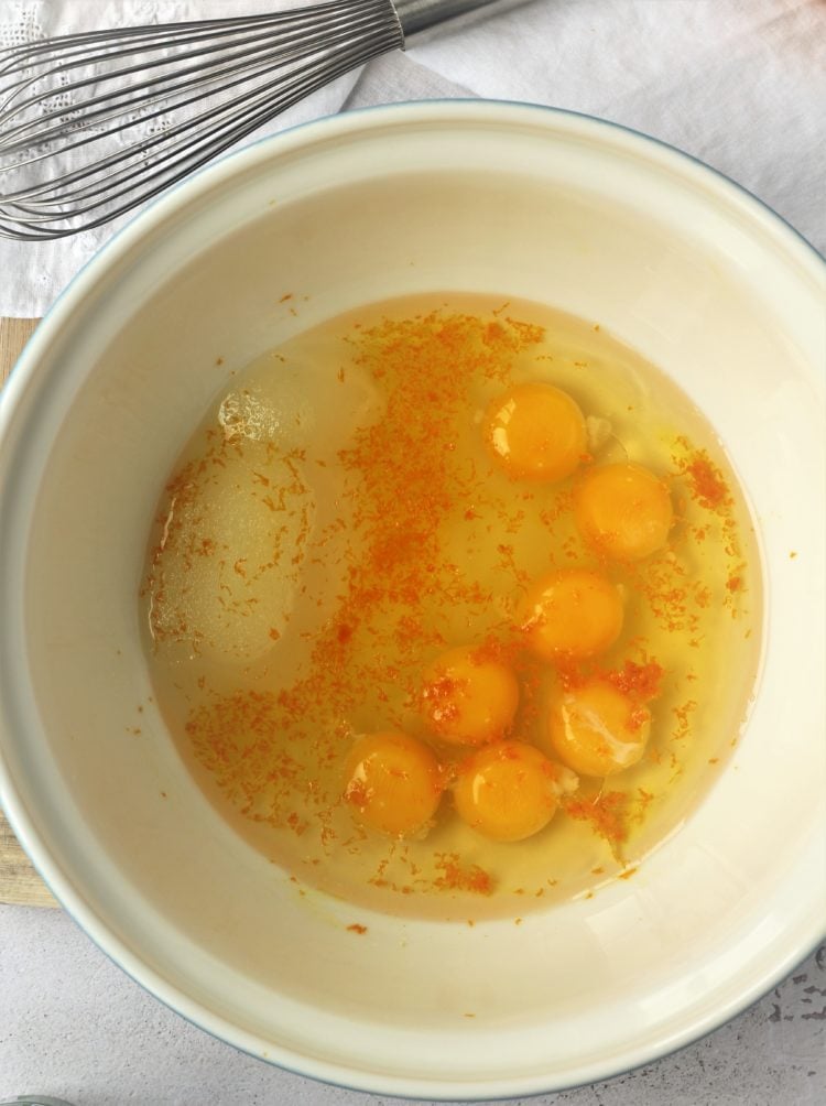 eggs, sugar and oil in large bowl with whisk on side