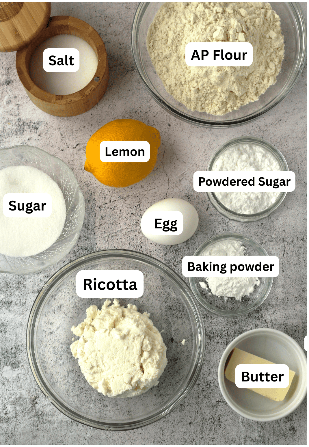 Ricotta, flour, sugar, butter, lemon, egg, salt.