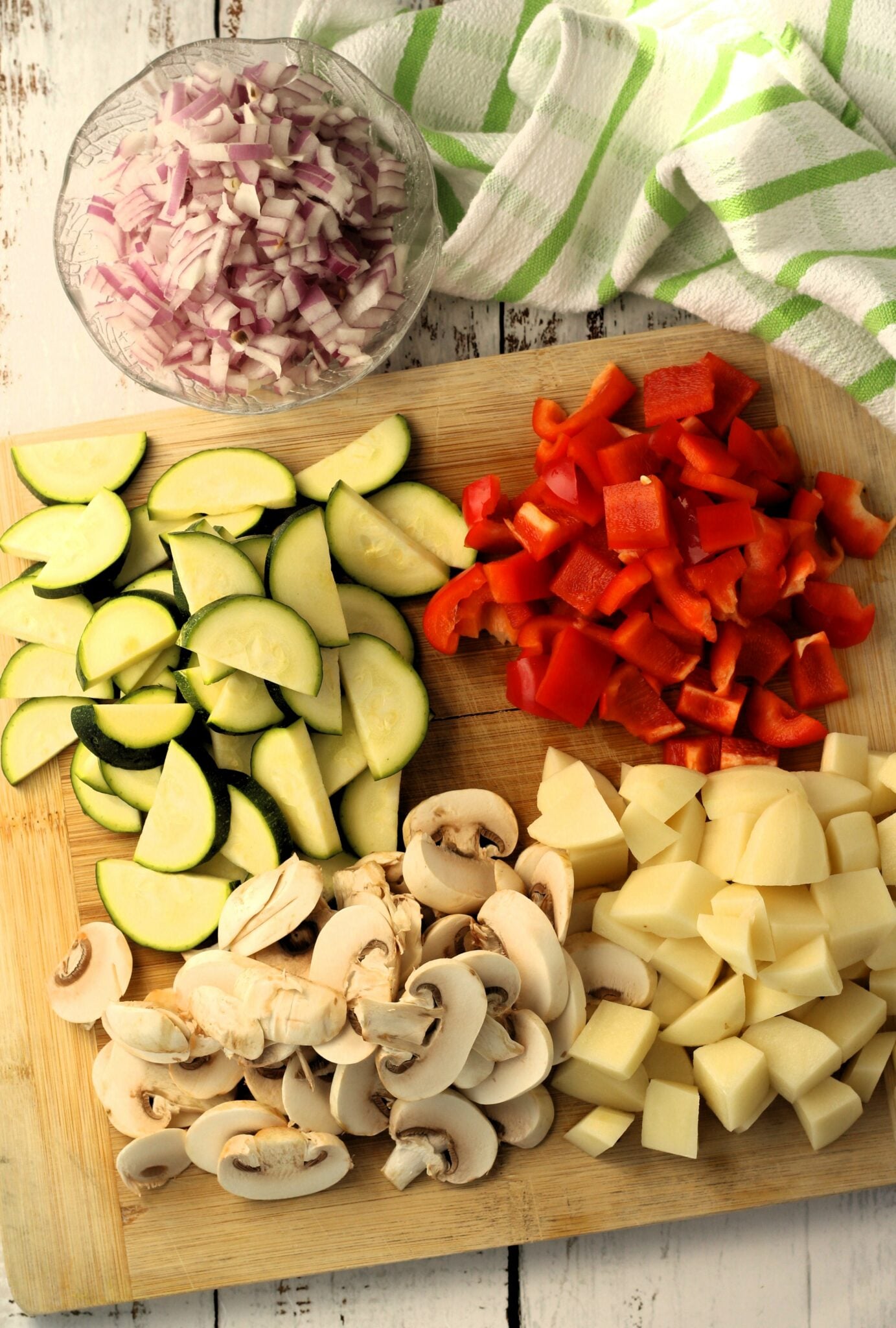 Pasta with Vegetables and Tomato Sauce - Mangia Bedda