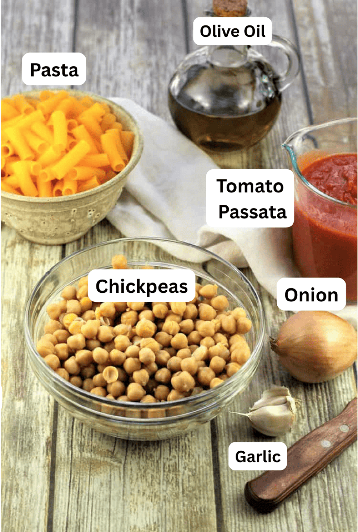 Chickpeas, tomato passata, onion, garlic, pasta and olive oil.