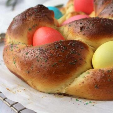 Italian breaded Easter bread with eggs.