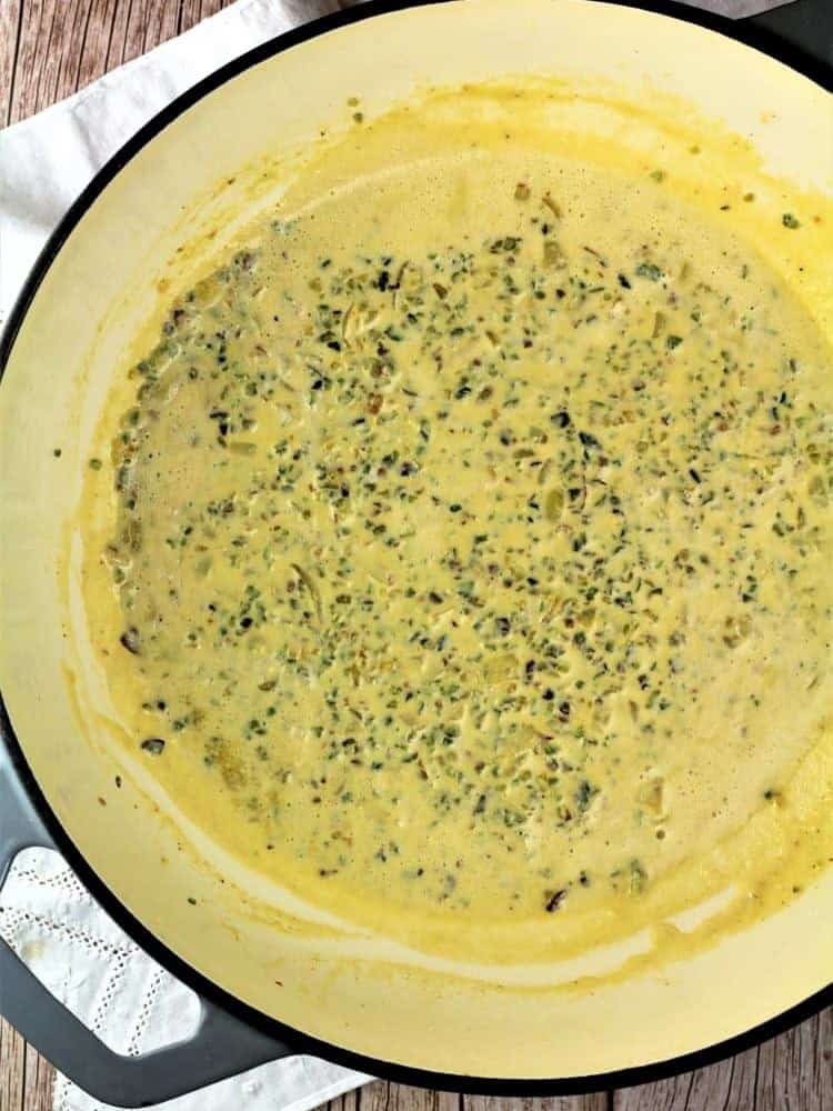 Creamy pistachio sauce for pasta in large skillet.